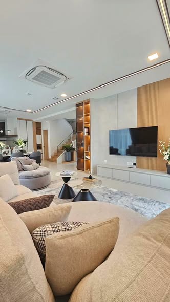 bedroom and living room of มัณฑนา บางนา กม.15 | MANTANA Bangna km. 15