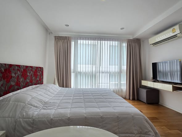 bedroom of 15 Sukhumvit Residences