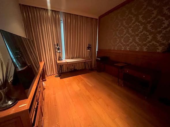 bedroom of 185 Rajadamri