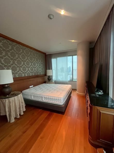 bedroom of 185 Rajadamri