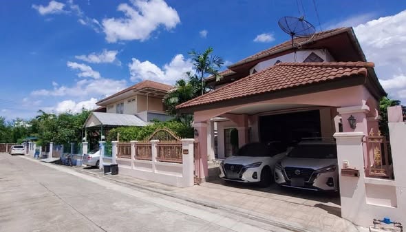 บ้านเดี่ยว 2 ชั้น อยู่อาศัย (อุปกรณ์ สาธิตAerodynamics)