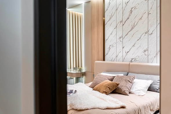bedroom and room interior of 28 Chidlom