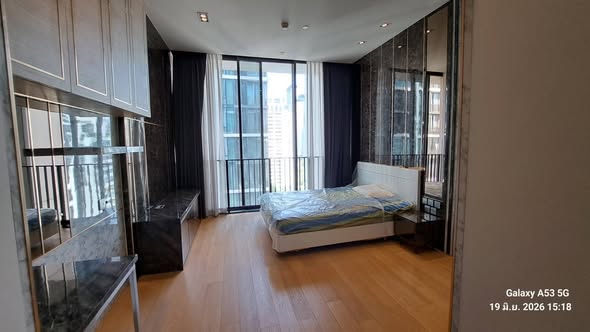 bedroom and room interior of 28 Chidlom