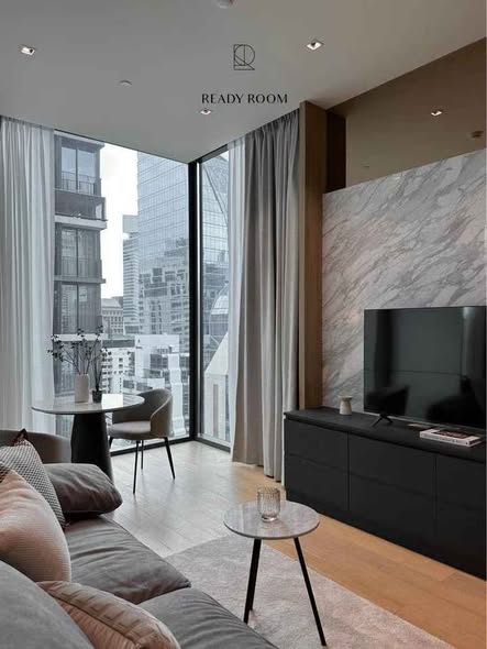 living room of 28 Chidlom