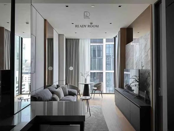 living room of 28 Chidlom
