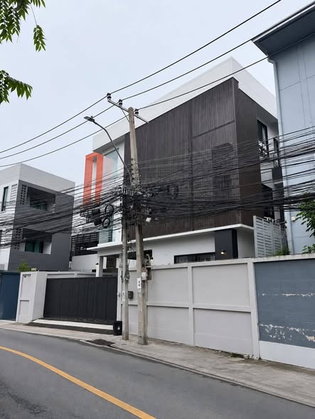 บ้าน3ชั้น