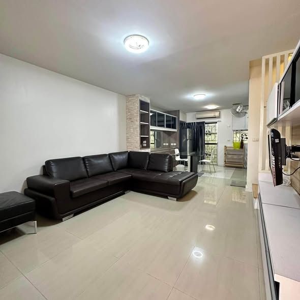 living room of ทาวน์โฮม 3 ชั้น