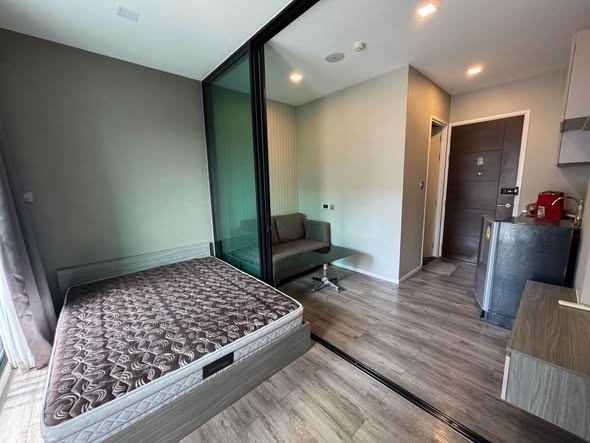 bedroom of บราวน์ คอนโด รัชดา 32