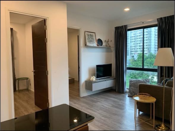 room interior of บราวน์ คอนโด รัชดา 32