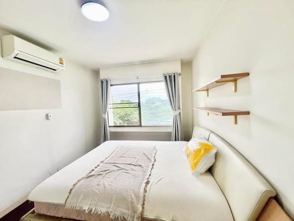 bedroom of ร้านมินิมาร์ท คอนโดบ้านสวนธนรัชดา36