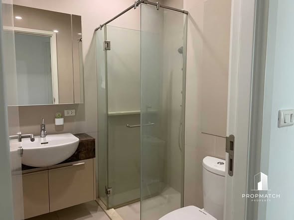 room interior and bathroom of 39 by Sansiri