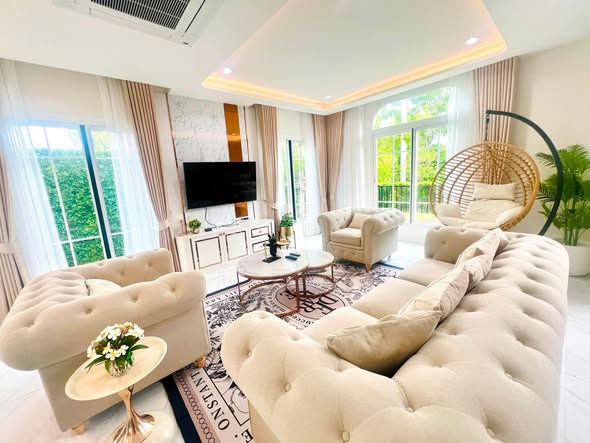 living room of แกรนดิโอ บางนา กม.5