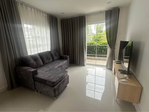 living room of แกรนดิโอ บางนา กม.5