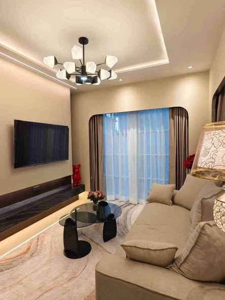 living room and bedroom of แกรนดิโอ บางนา กม.5