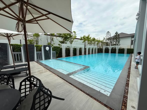 pool of แกรนดิโอ บางนา กม.5