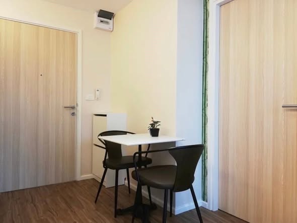 room interior of แกรนด์คอนโด วุฒากาศ53