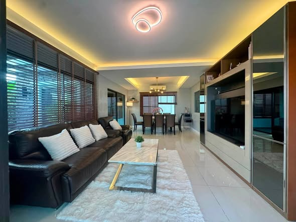 living room and room interior of มัณฑนา บางนา กม 7