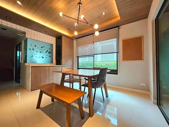 room interior of มัณฑนา บางนา กม 7