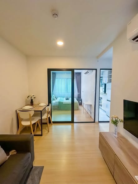 living room and room interior of ชีวาทัย ฮอลล์มาร์ค ลาดพร้าว – โชคชัย 4 (เฟส 2)