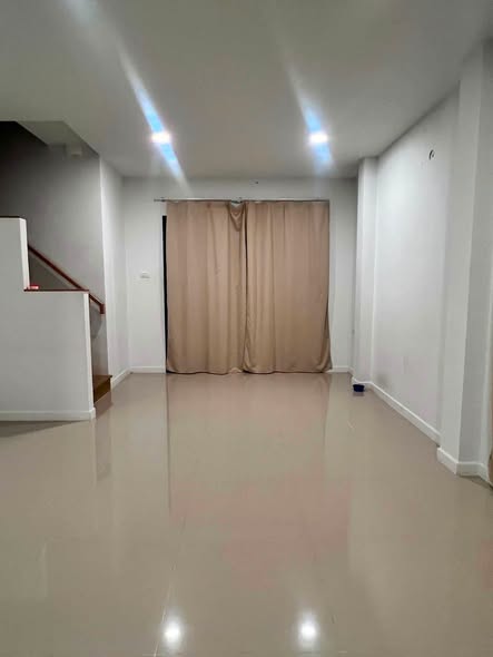 บ้านลุมพินี ทาวน์เพลส สุขุมวิท – ศรีนครินทร์ Lumpini Townplace Sukhumvit – Srinakarin