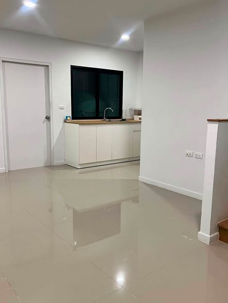 บ้านลุมพินี ทาวน์เพลส สุขุมวิท – ศรีนครินทร์ Lumpini Townplace Sukhumvit – Srinakarin