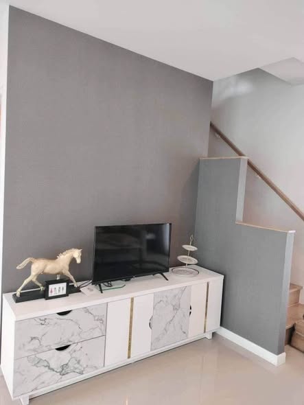 room interior of บ้านลุมพินี ทาวน์เพลส สุขุมวิท – ศรีนครินทร์ Lumpini Townplace Sukhumvit – Srinakarin