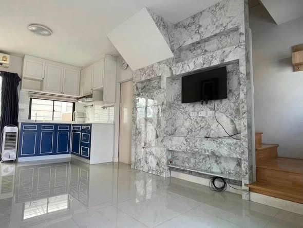 kitchen of บ้านกลางเมือง พระราม9-อ่อนนุช (Townhome)