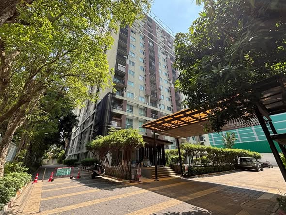 A Space Hideaway Asoke – Ratchada XYZ Building