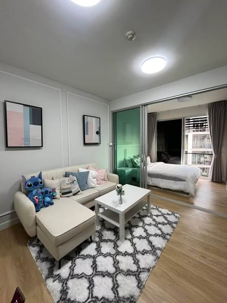 bedroom and living room of A Space ME Sukhumvit 77