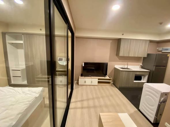 bedroom and room interior of A Space Mega 1