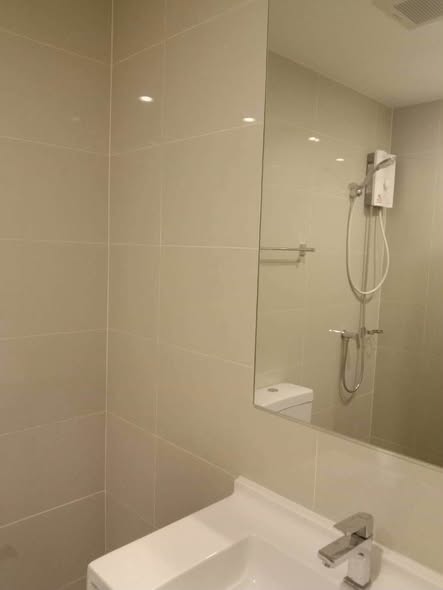 room interior and bathroom of A Space Mega 1