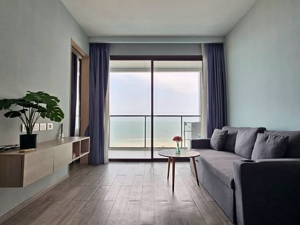 living room of AERAS Beachfront Condominium Jomtien Pattaya