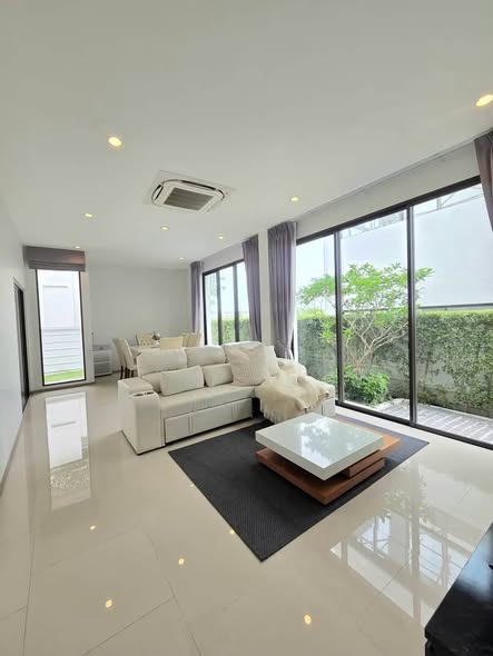 living room of AERIE ศรีนครินทร์ กรุงเทพกรีฑา