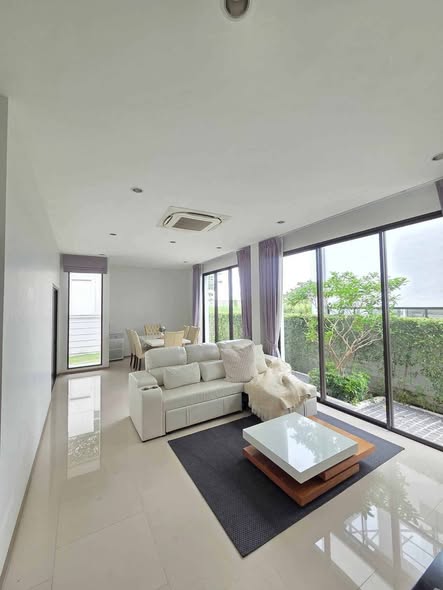 living room of AERIE ศรีนครินทร์ กรุงเทพกรีฑา