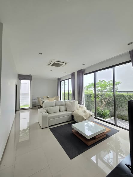 living room of AERIE ศรีนครินทร์ กรุงเทพกรีฑา