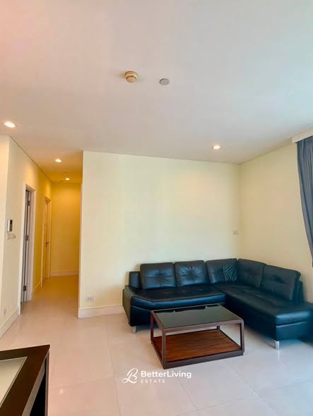 Aguston Sukhumvit 22