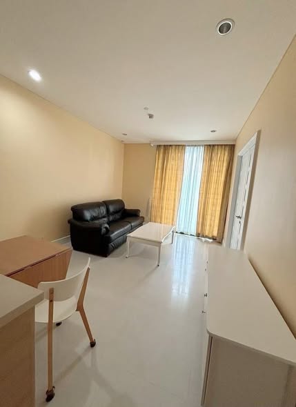 living room of Aguston Sukhumvit 22