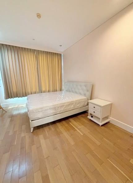 living room and bedroom of Aguston Sukhumvit 22