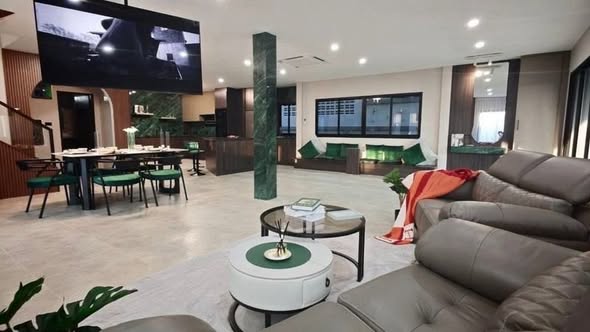 living room of พูลวิลล่ากรุงเทพ Airy Ville Bangkok