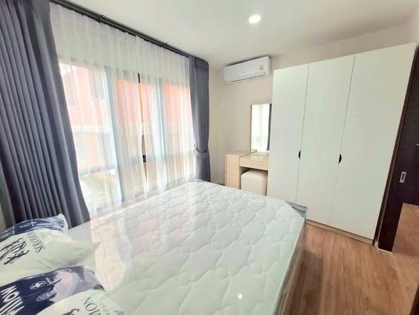bedroom of ALIVE SUKHUMVIT 76