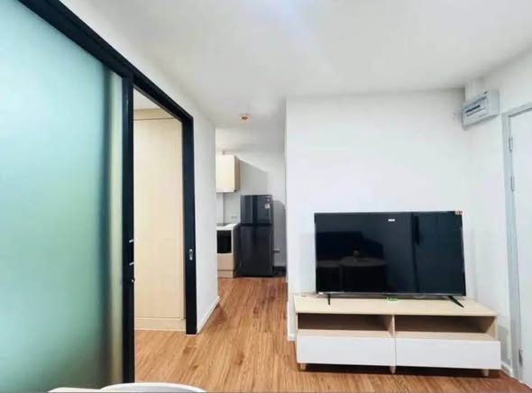 room interior of ALIVE SUKHUMVIT 76