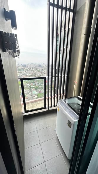 bathroom of Altitude Unicorn Sathorn