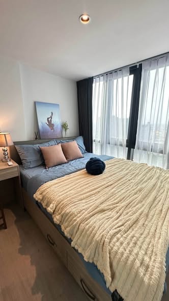 bedroom of Altitude Unicorn Sathorn