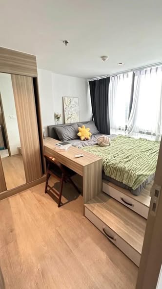 bedroom of Altitude Unicorn Sathorn