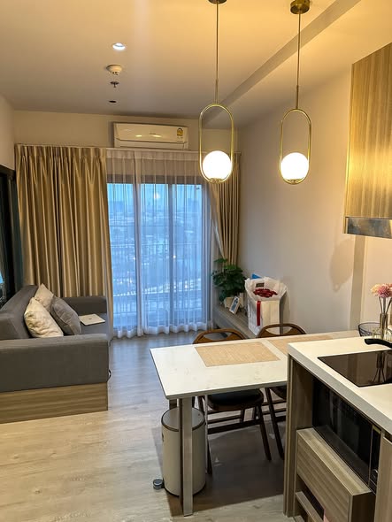Altitude Unicorn Sathorn