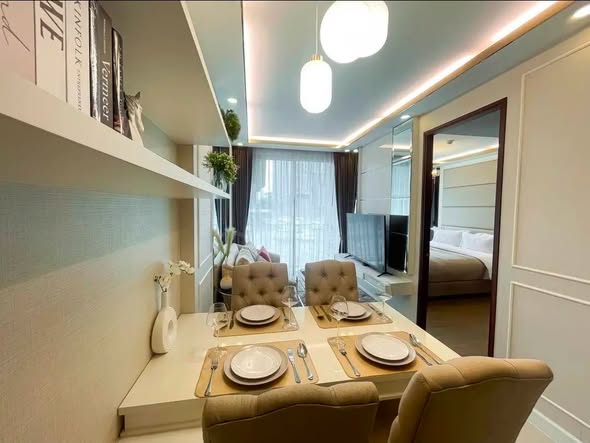 bedroom of Amaranta Residence