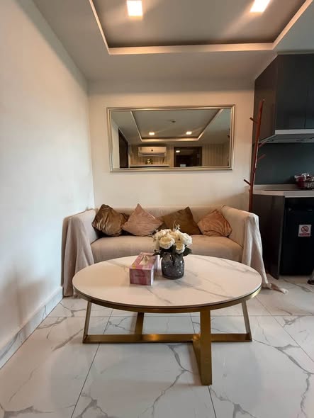 living room and room interior of Arcadia Center Suites : อาคาเดีย เซ็นเตอร์ สูท