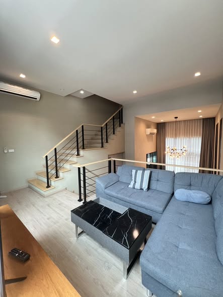 living room of Arden Phatthanakan