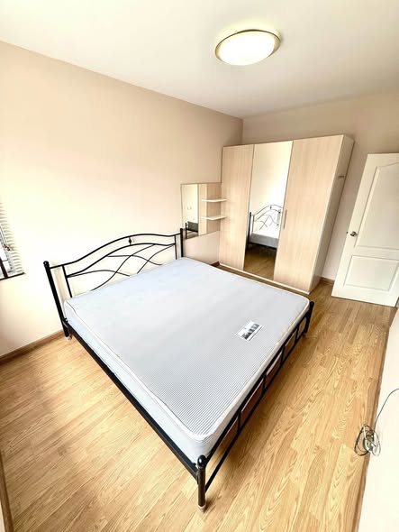 bedroom of Areeya The Color 2