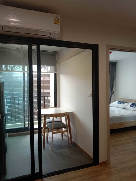 bedroom and room interior of Arlo Sukhumvit105-Lasalle